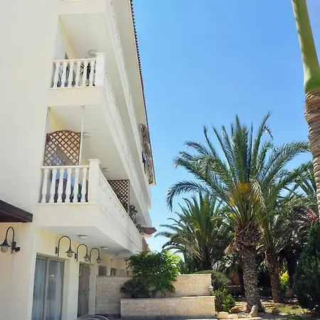 Aphrodite Apartment * Paphos